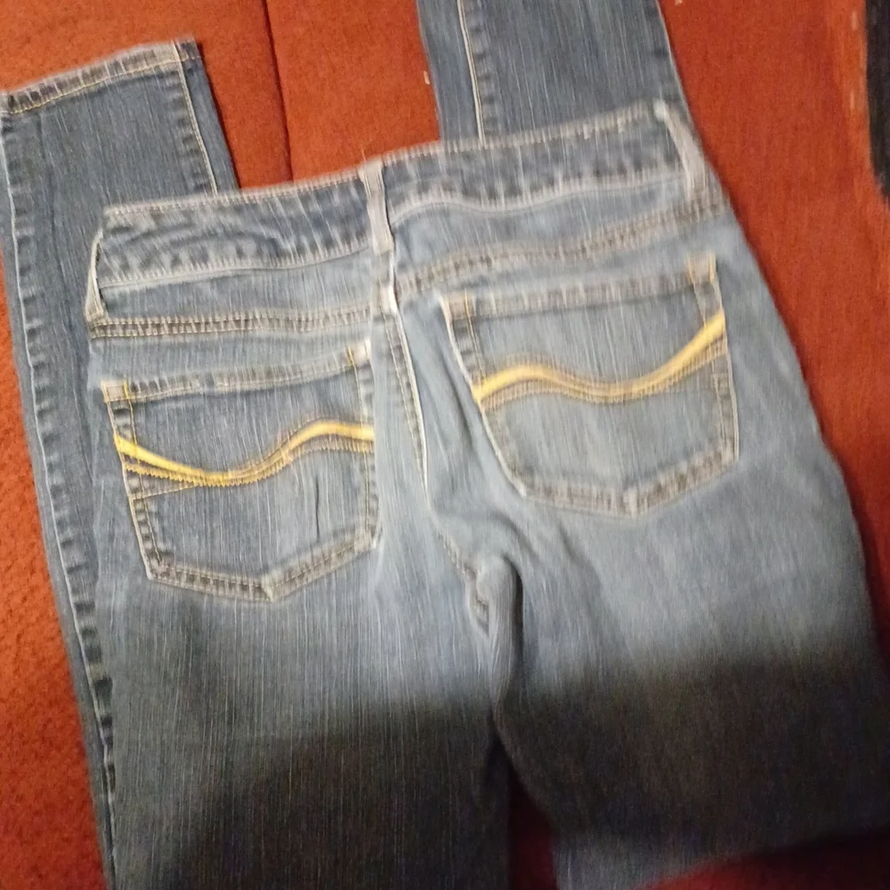 Jeans - Picture 4 of 4